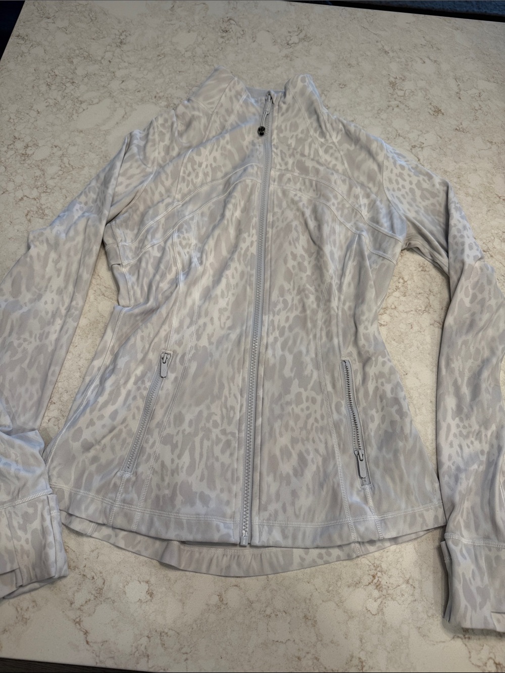 Women's Light Gray Animal-Print Performance Jacket